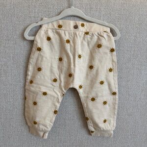 Rylee & Cru Cream Baby Pants with Sun Pattern NWOT